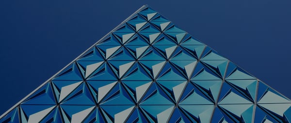 banner-pyramid-blue-sky-2